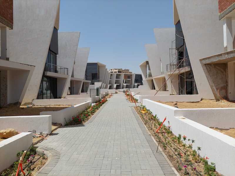 لايف فيو gallery image